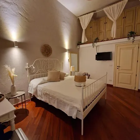 Pensjonat Apulia Journey - Manzoni 11 4*