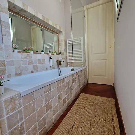 Apulia Journey - Manzoni 11 Pensjonat