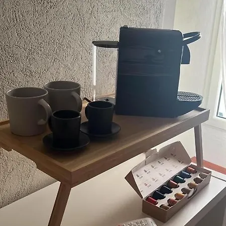 Πανσιόν Apulia Journey - Manzoni 11 4*