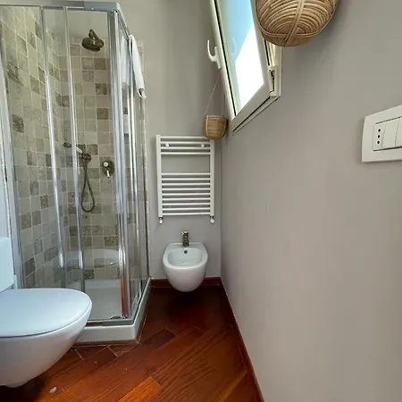 Πανσιόν Apulia Journey - Manzoni 11 Μπάρι