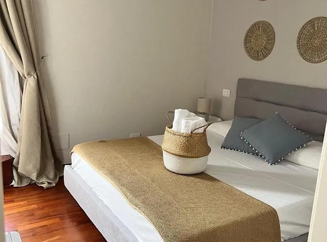 Apulia Journey - Manzoni 11 4* Бари